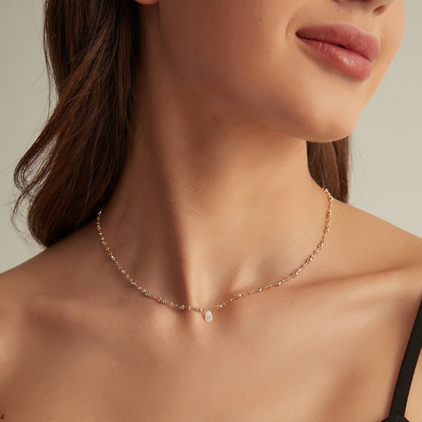 Pear-Shaped Floating Diamond Lace Necklace