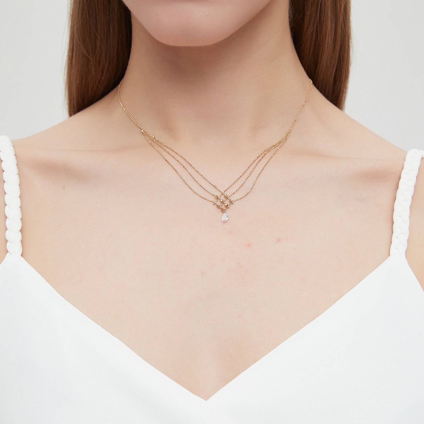 Pear-Shaped Floating Diamond Lace Necklace