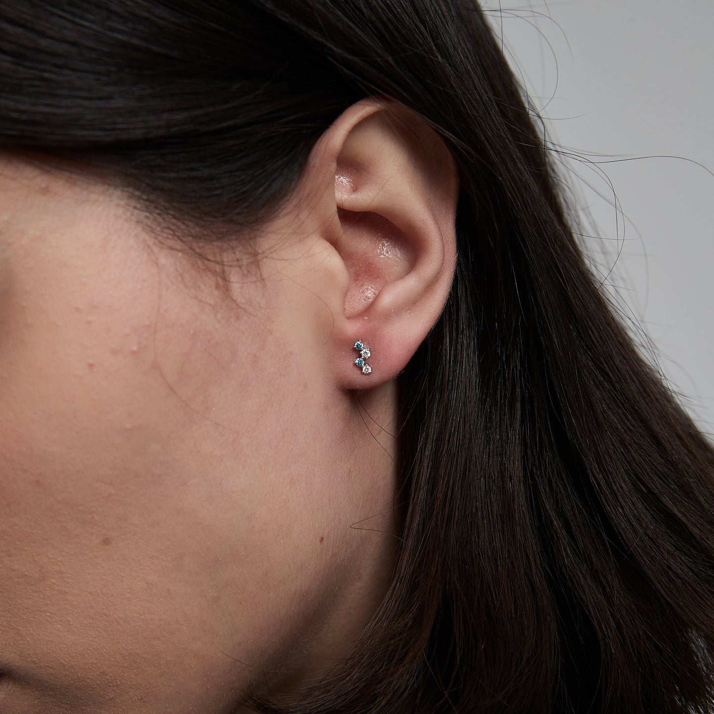 Blue Diamond Threaded Stud Earring