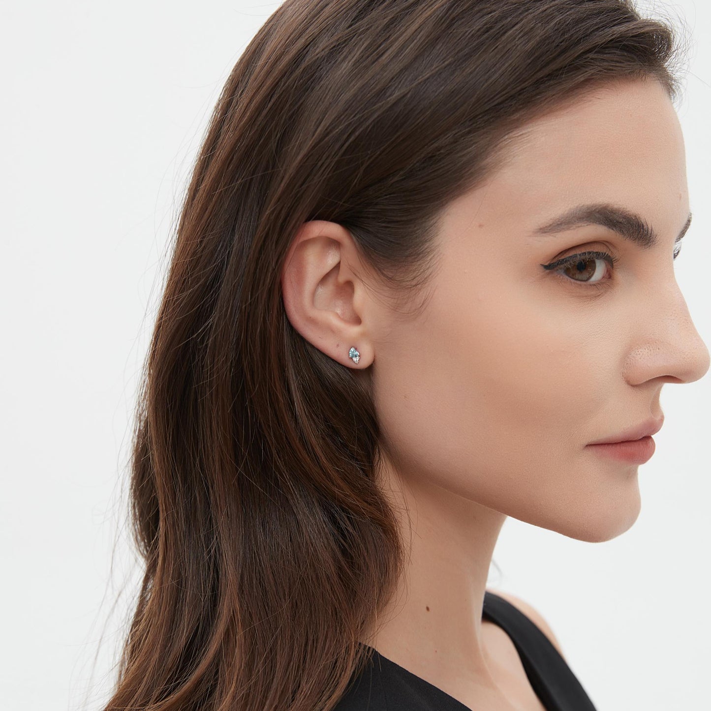 Blue Heart Diamond Threaded Stud Earring - LTM JEWELS