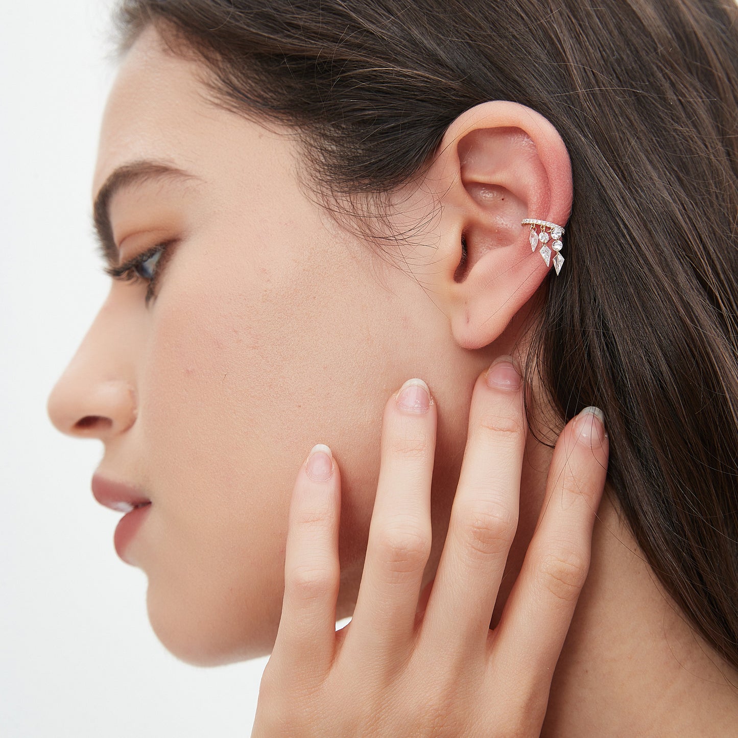 Floating Kite-shaped Diamond Ear Cuff