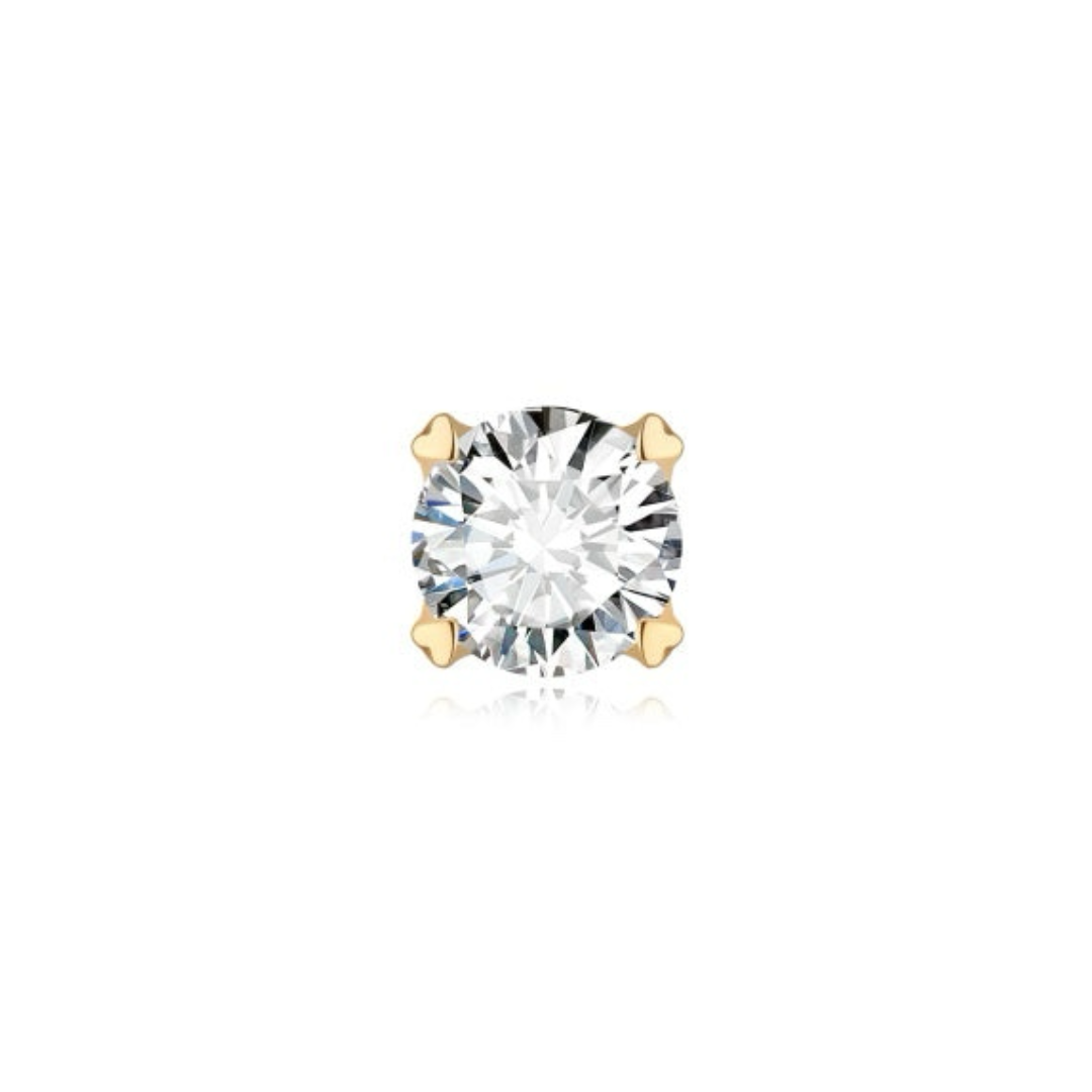 18K solid gold round diamond stud with heart-shaped prongs.